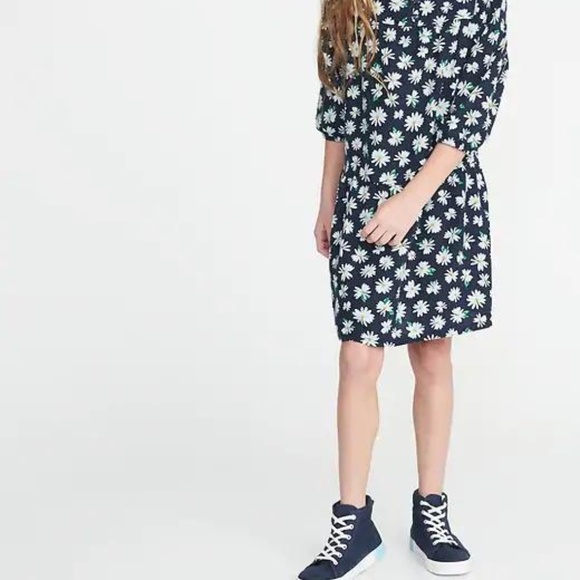Old Navy Floral-Print Swing Dress for Girls - Picture 2 of 2